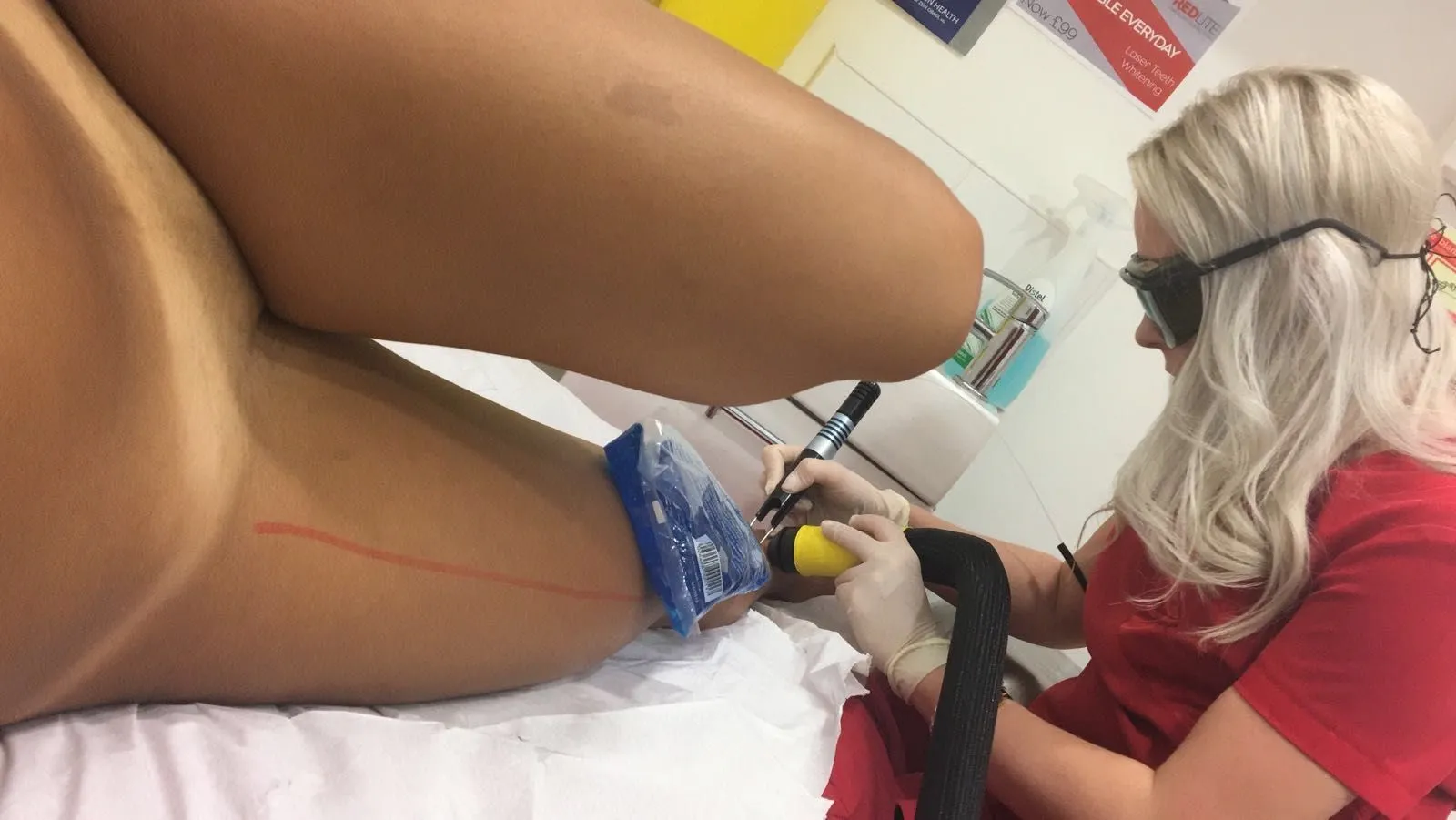 Lucy-Collett-Nude-TheFappening-23