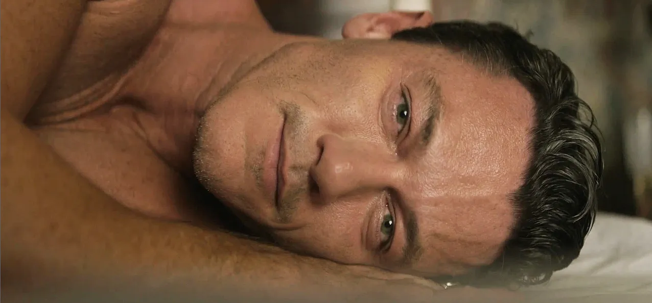Luke Evans, une scène de sexe étranger