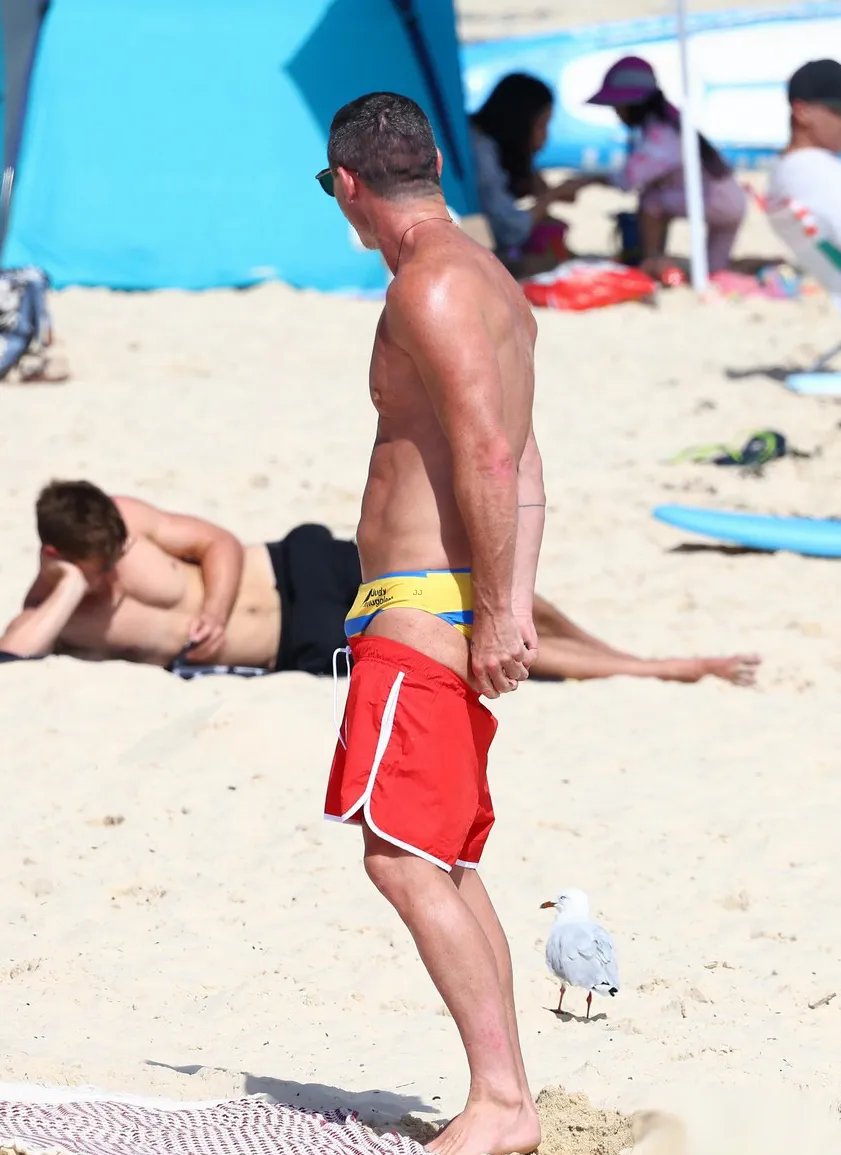 Luke Evans cock pictures