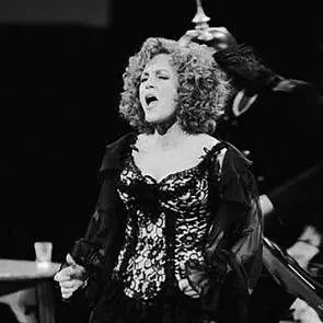 11-میڈلین - قہنہ - عریاں