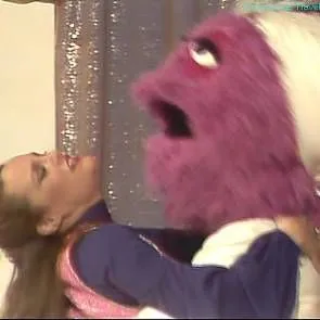 14- میڈلین کاہنہ