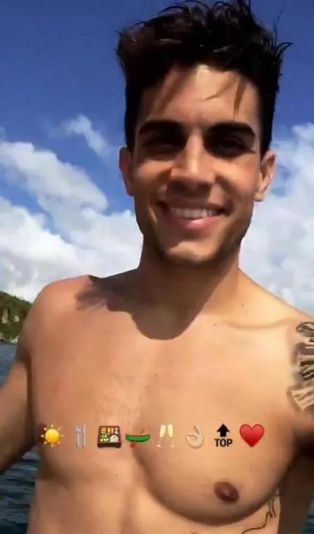 Marc Bartra nude
