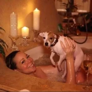 ماریا کیری - ننگے - بلبلے