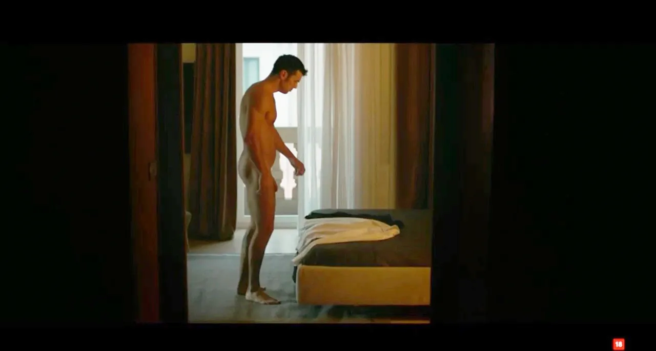 mario casas nude ass