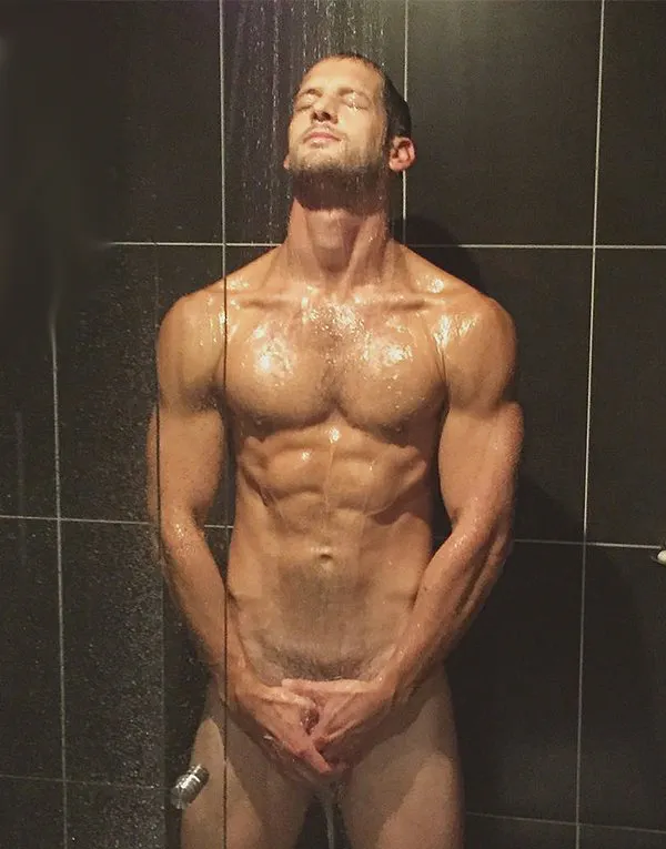Max Emerson nude