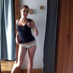 15-Michelle-Antrobus-selfie