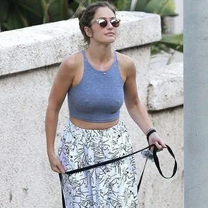 Minka kelly meme uçları poke o nereye giderse