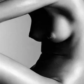 Miranda Kerr krūtys