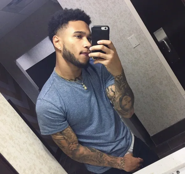 Mossy Jab pokazuje nevjerojatne vlasnike pijetla