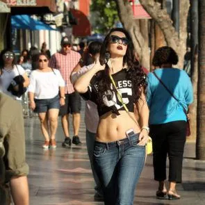 19-Natasha-Blasick-Sexy-Backless-Jeans-Ass