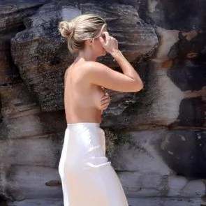 11-Natasha-Oakley-Sexy-Topless-Bikini