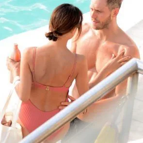 Nathalie Kelley sıcak