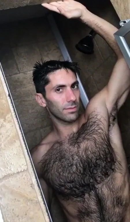 Nev Schulman Nude