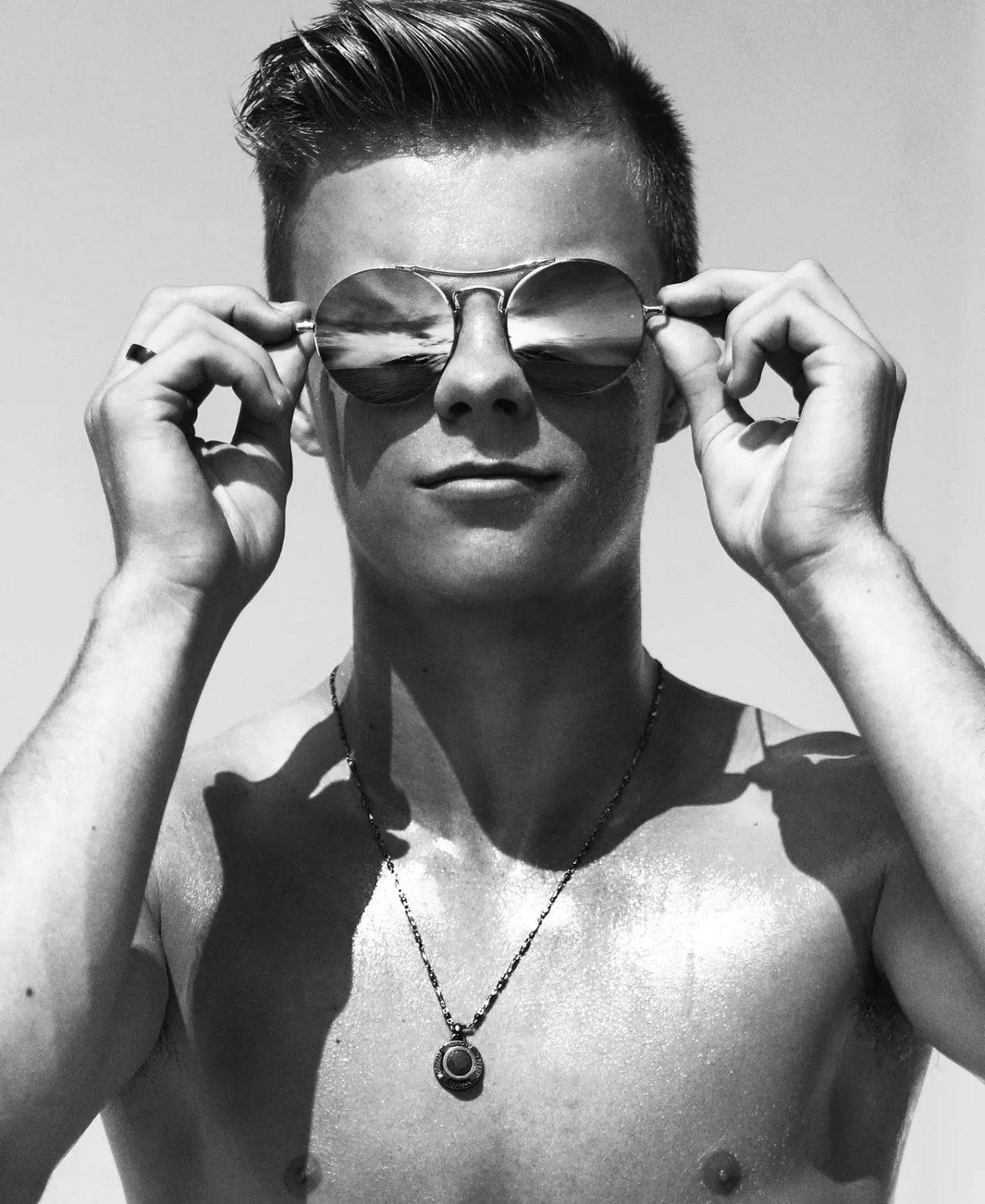 Nicholas Hamilton Nude