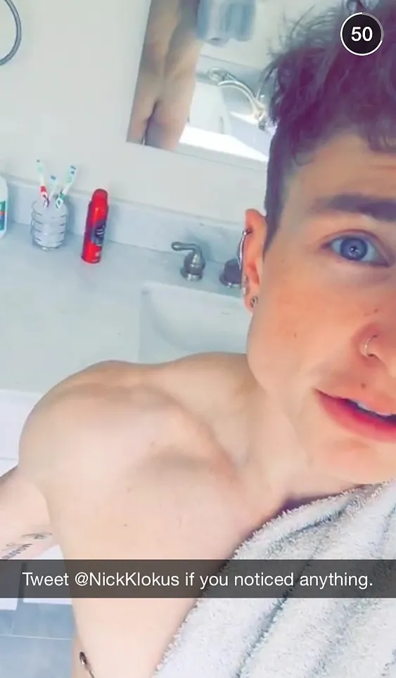 Nick Crocs ampuu makealla vittulla