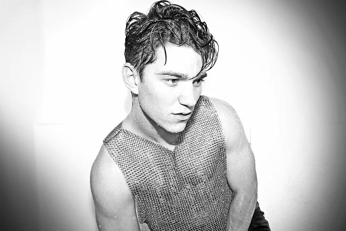 Nico Greetham jerk off