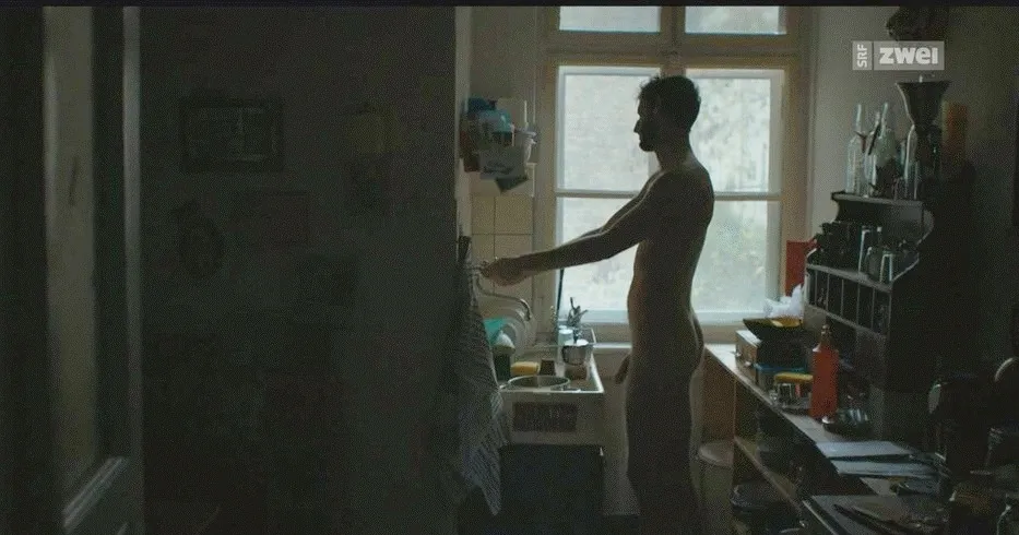 Nicolas Bachmann nude