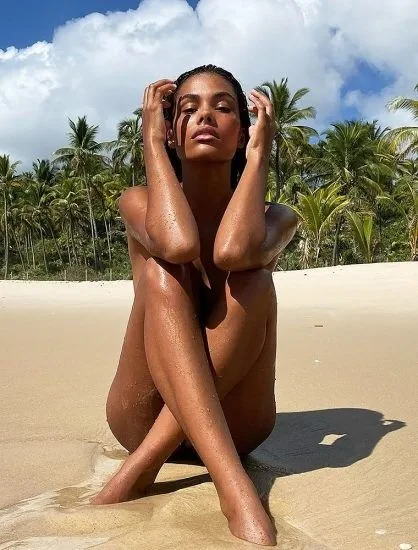 Tina Kunakey gola na plaži