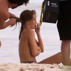 Rosie Huntington Whiteley Topless - Jason Stathams fru sett naken under fotografering!