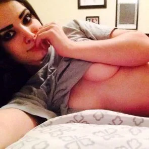 04-Paige-WWE-Leaked-Nude-Pussy