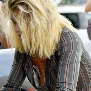 02-Sofia-Richie-Braless-Nip-Slip-Oops