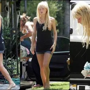 13-Παρίσι-Hilton-Nipple