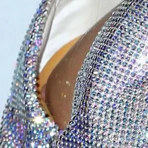 03-Παρίσι-Hilton-Nipple