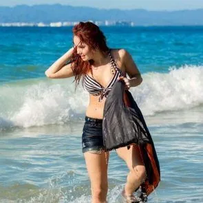 Фото Бікіні Деббі Райан