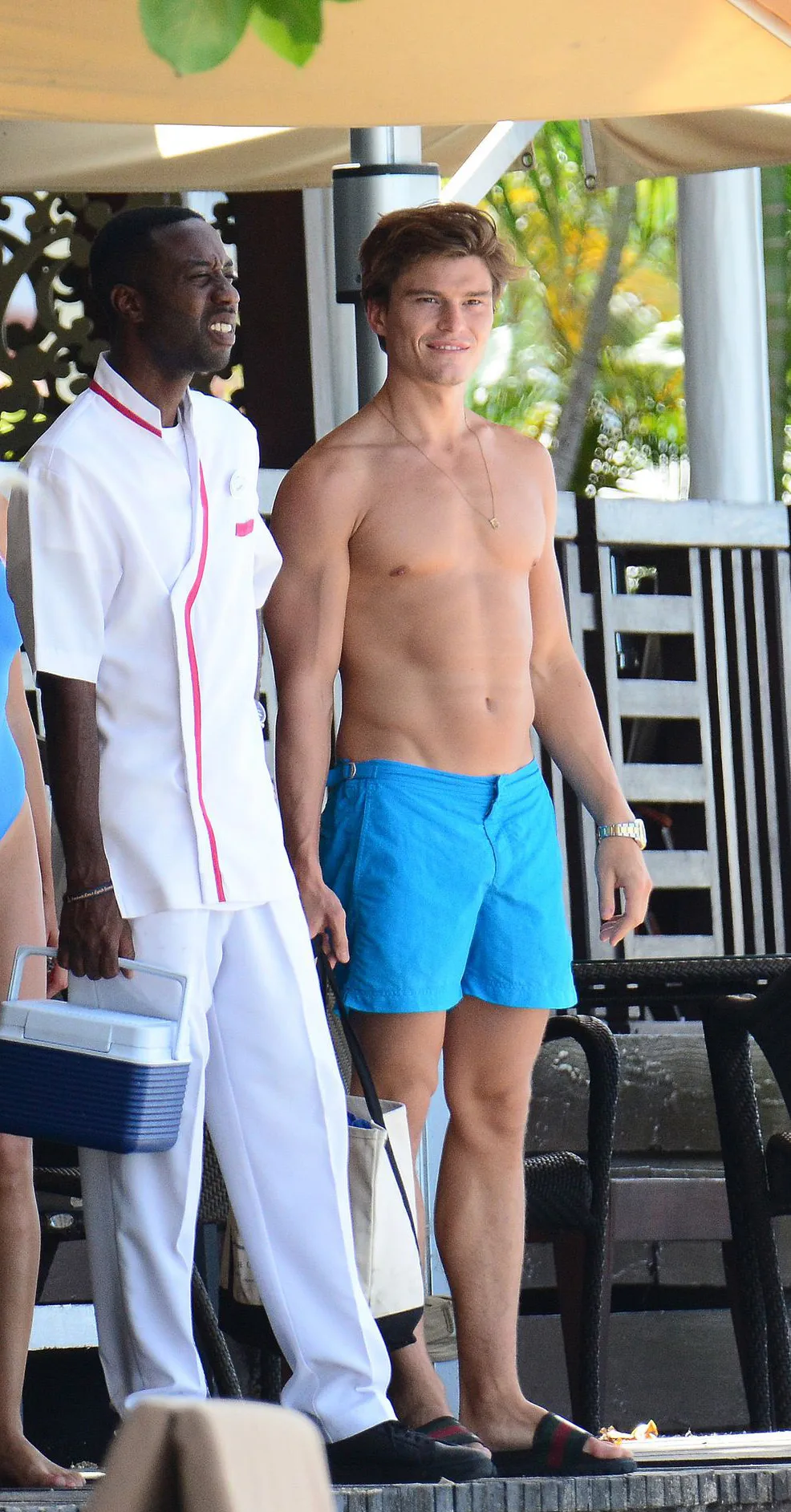 Oliver Cheshire Nude