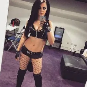 07-Paige-WWE-Sexet