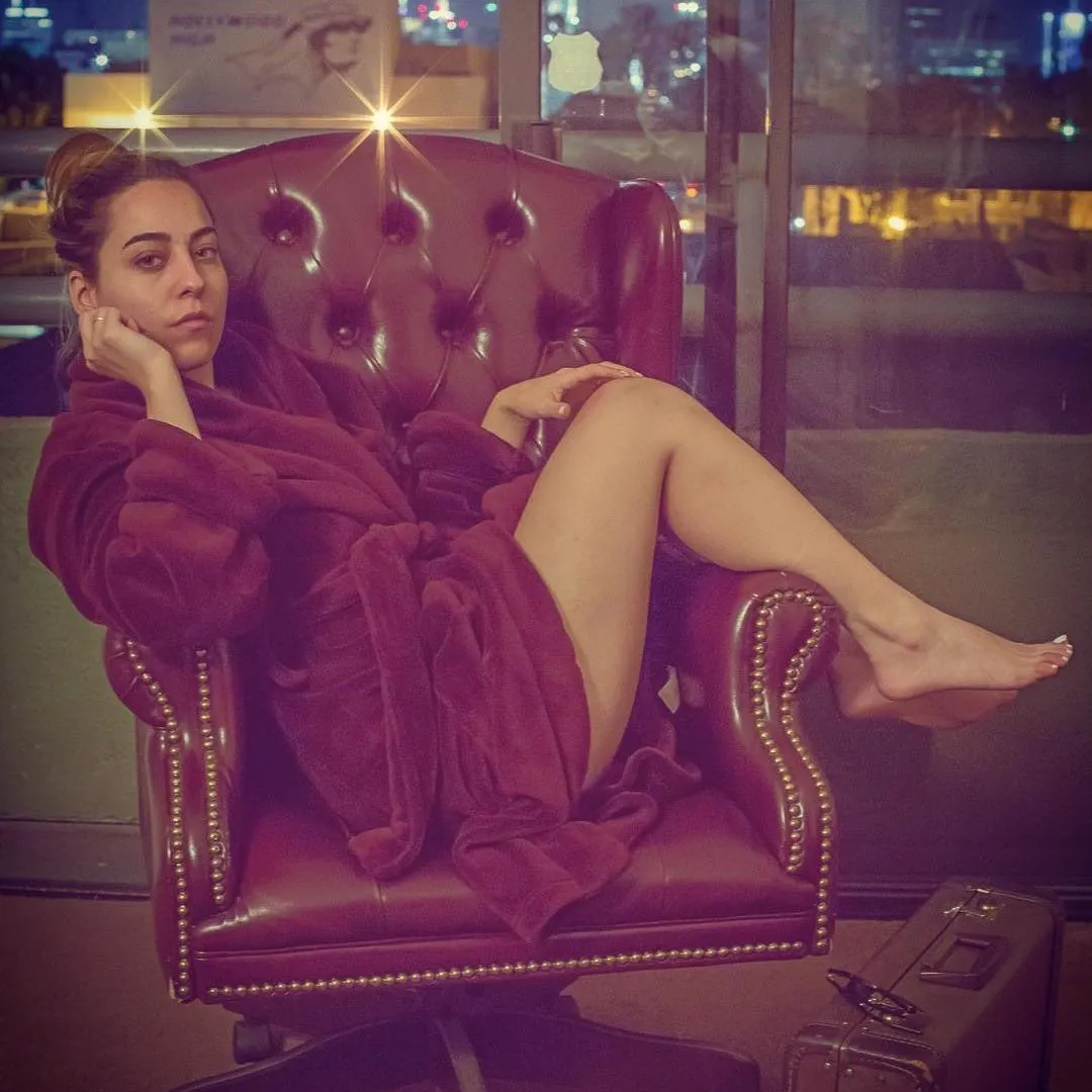 Paola-Saulino-Nude-Oral-Sex-54