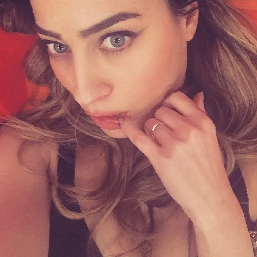 Paola-Saulino-Nude-Oral-Sex-80