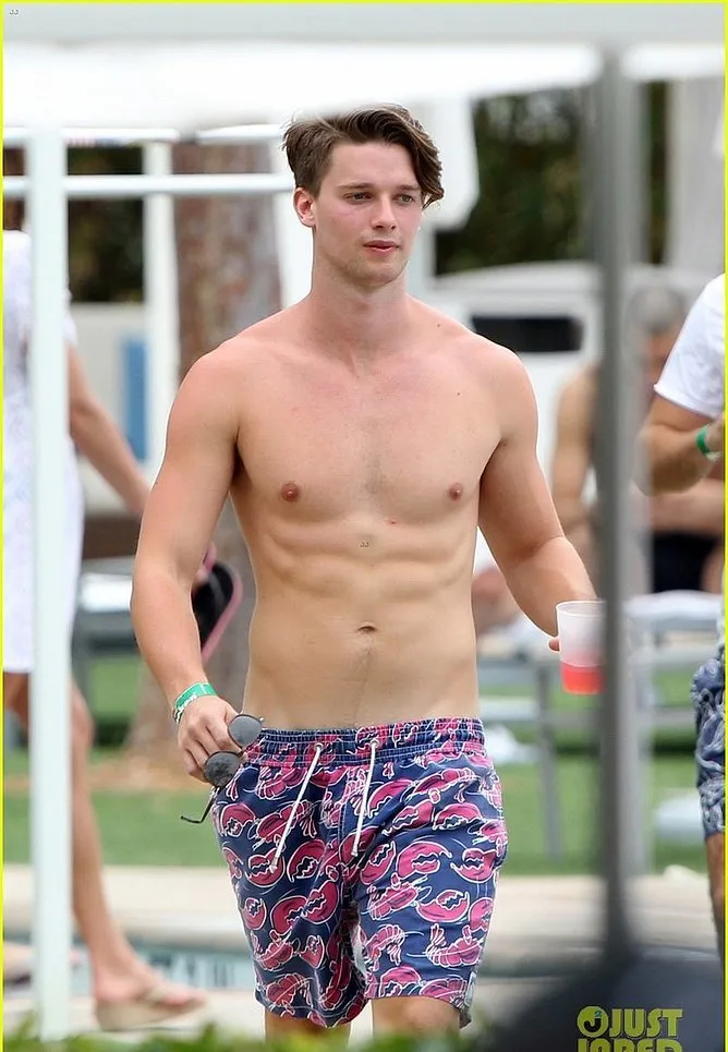 Patrick Schwarzenegger Nude