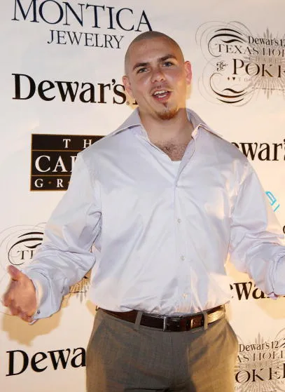 Pitbull Nude