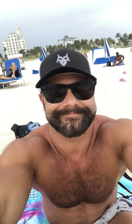 WWE Star PJ alias Black Justin Gabriel Sexy Sin Camisa