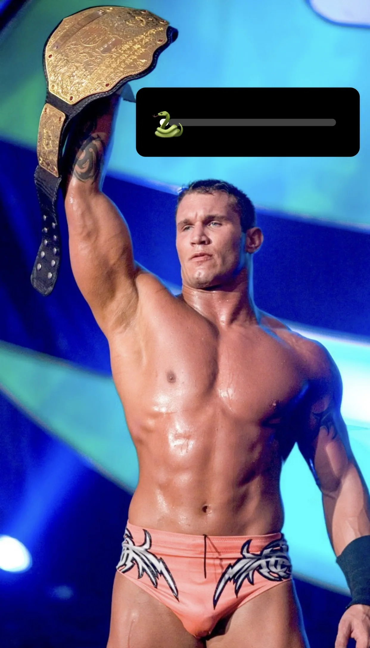 Randy Orton katkestab peeniseomanikud märjas kasti