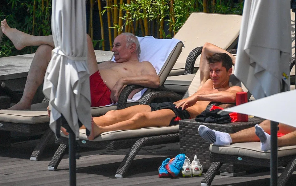Robert Lewandowski shirtless