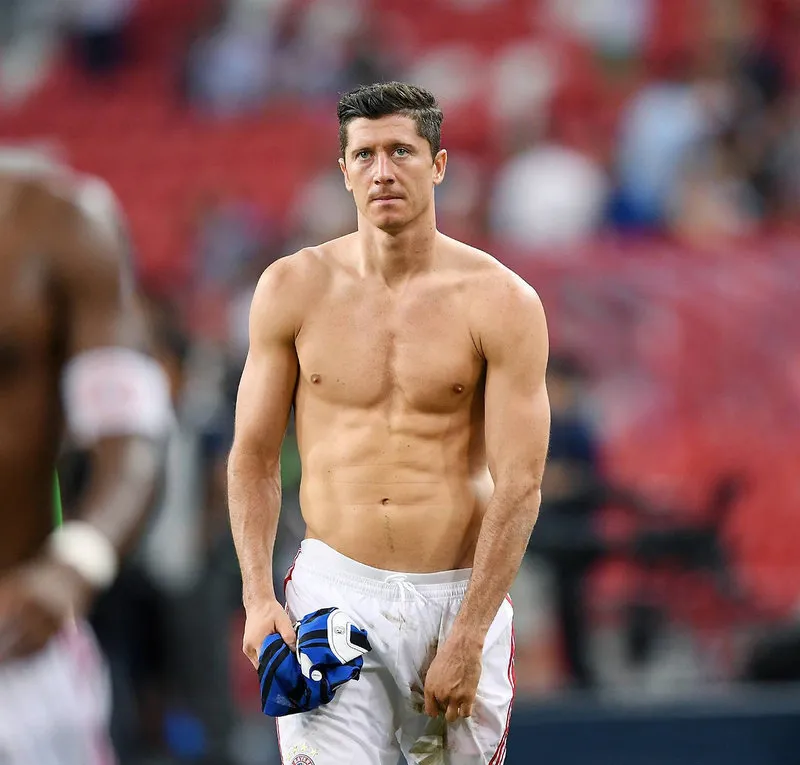 Robert Lewandowski naked penis photos