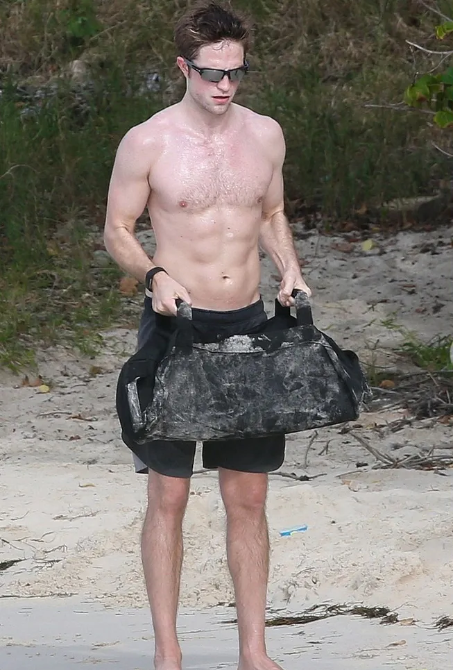 Robert Pattinson Nude