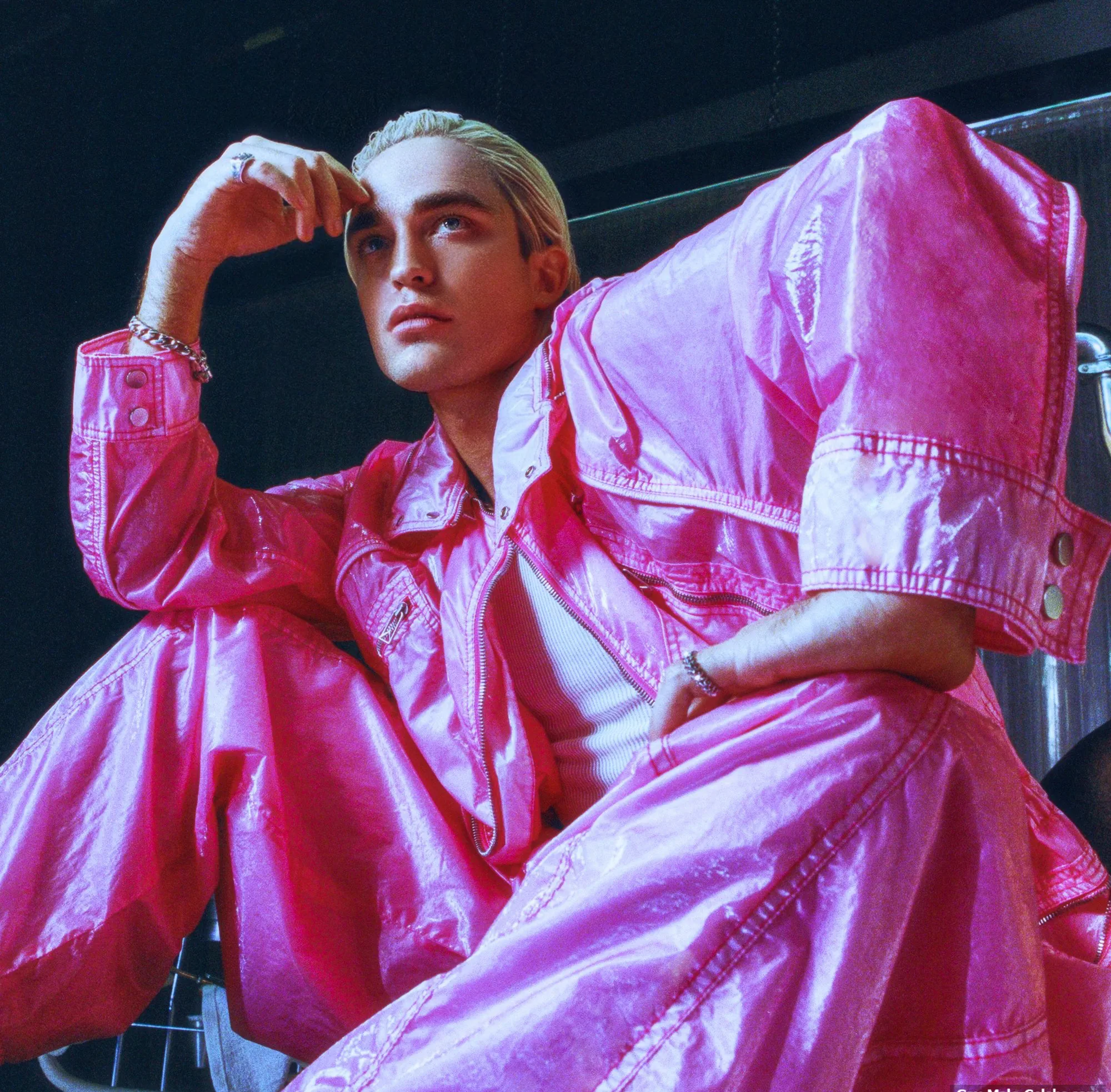 Robert Pattinson nudes