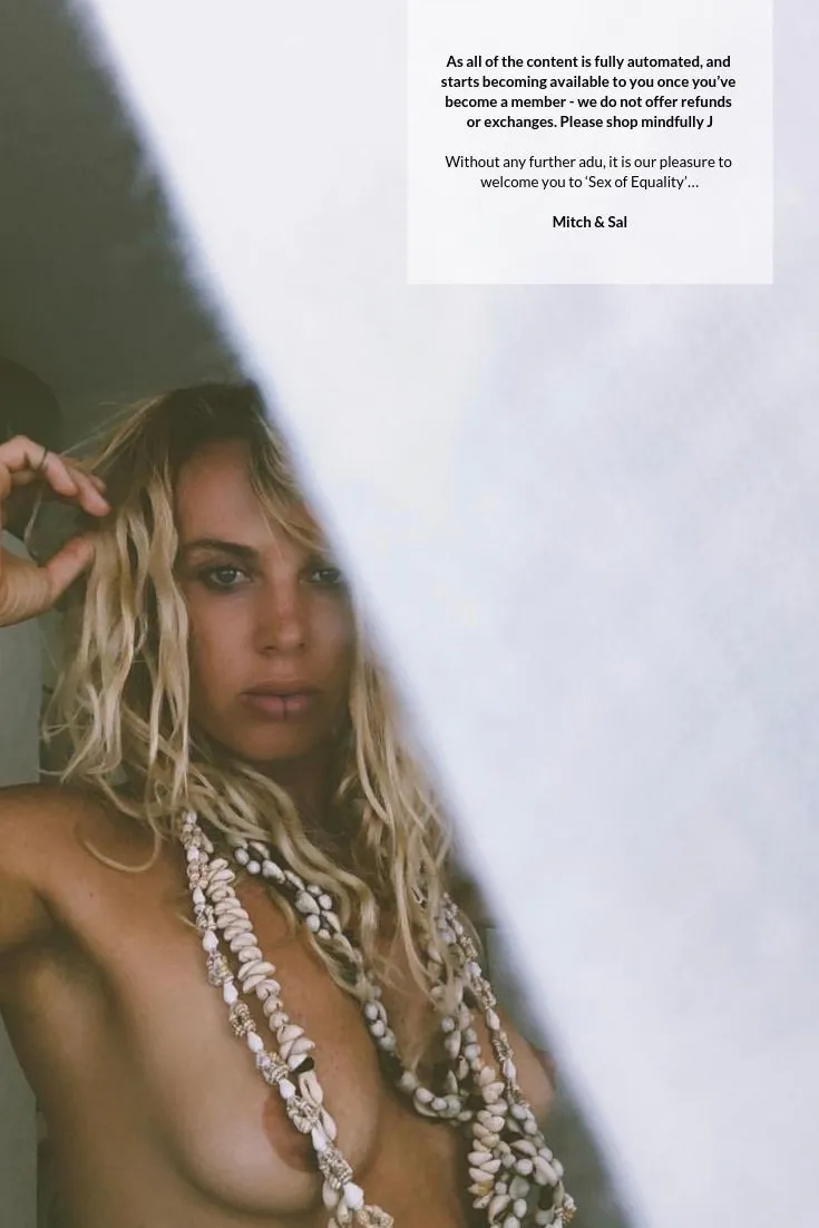 Sally Mustang Nude (32 fotograafia mog videa)