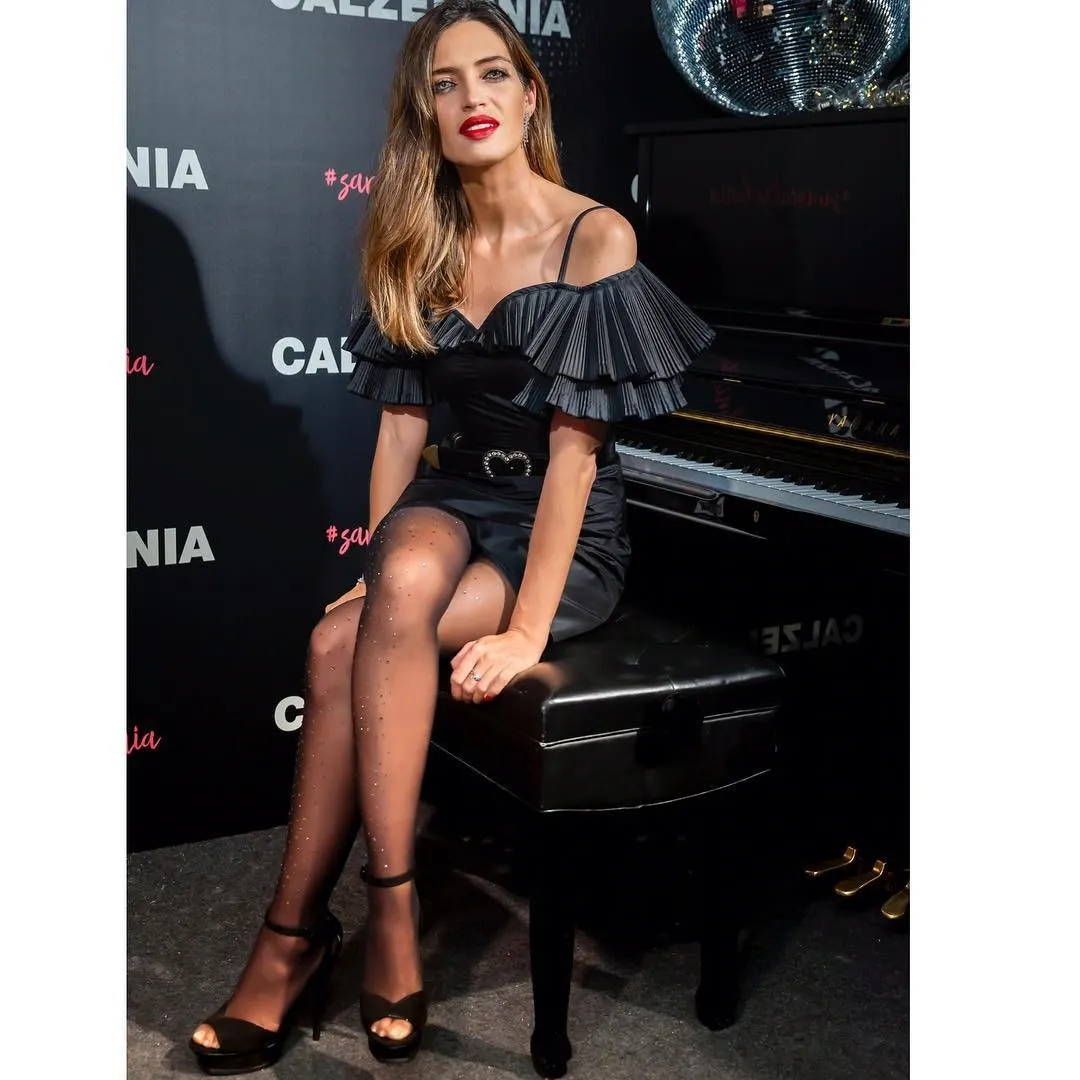 सारा कार्बुन वेस्को (16 फोटोगीन)