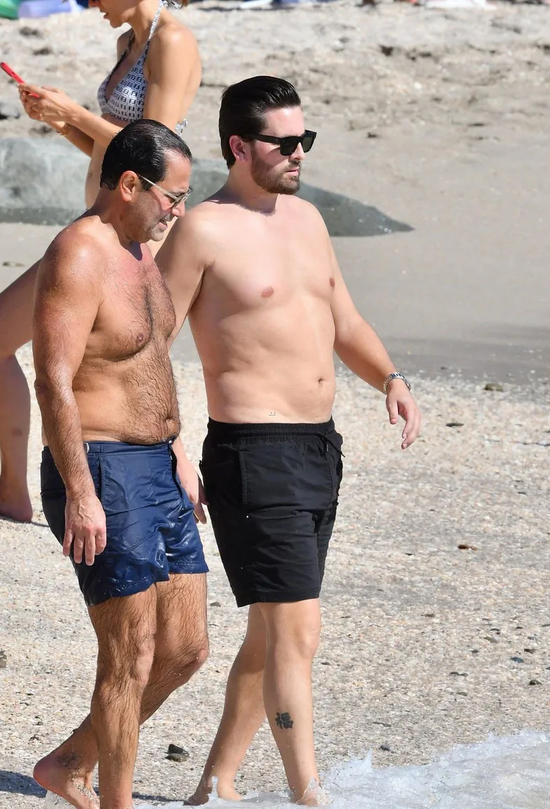 Scott Disick paparazzi