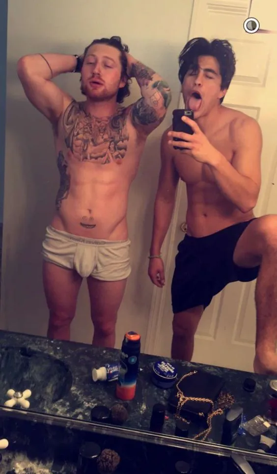 Scotty Sire Nude