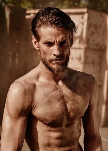 Sebastian Fabijanski nude