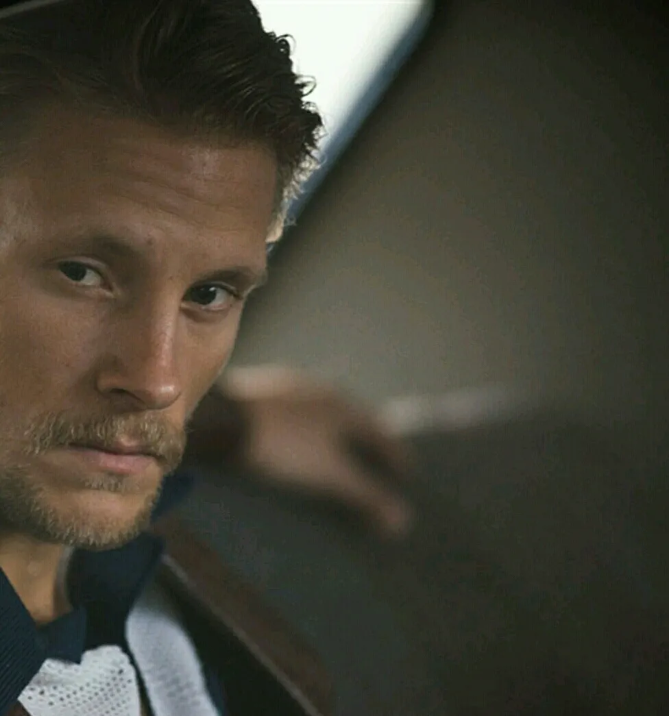 Sebastian Fabijanski nude