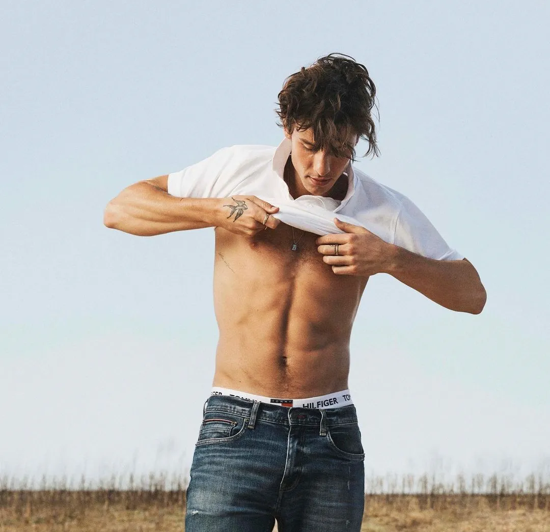 Tommy Halor Mandes - Tình dục - Bed Gai