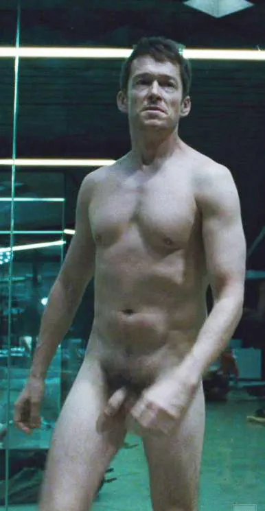 Simon Quarterman nude