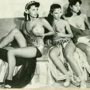 صوفيا لورين عارية 2