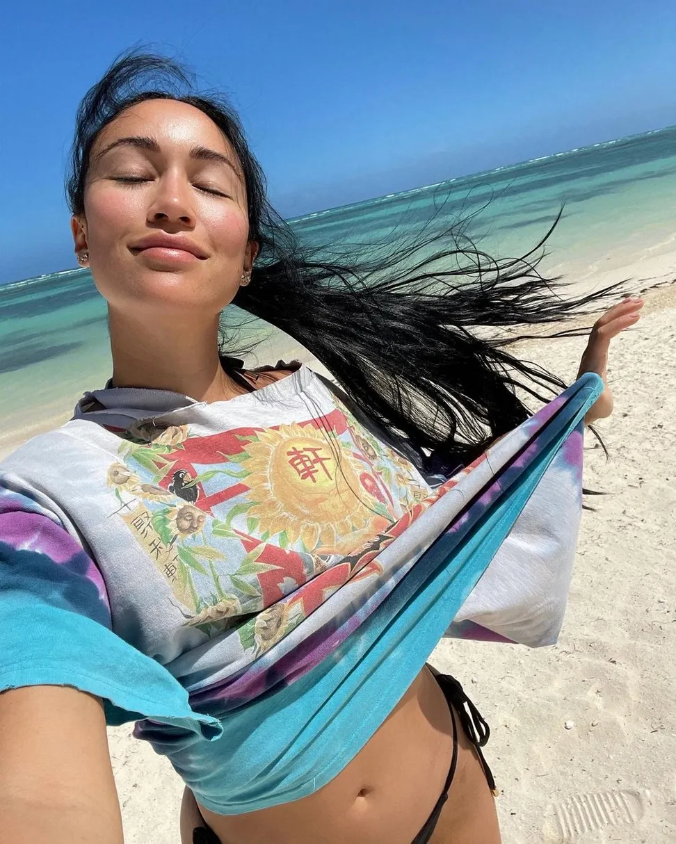 Stephanie Sheppard Sexy Selfie